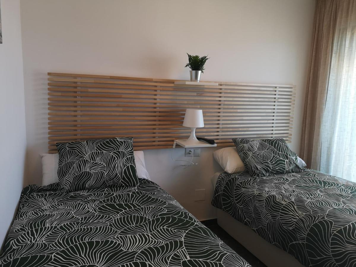 Apartamento 1ª Linea Playa Garaje Piscinas Terraza Torremolinos
